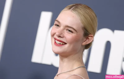 Elle Fanning [ elle-fanning ] - Private Facebook account just for OnlyFans!