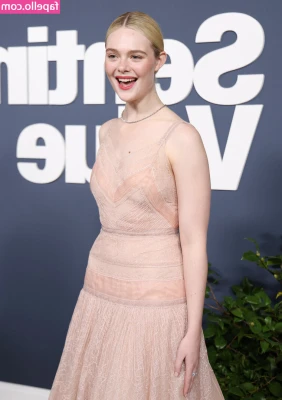 Elle Fanning [ elle-fanning ] - How about some good morning 🐱