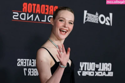 Elle Fanning [ elle-fanning ] - Domani mega video anale con i miei sex toys! tieniti pronto con il