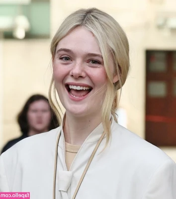 Elle Fanning [ elle-fanning ] - $6
