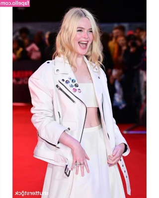 Elle Fanning [ elle-fanning ] - Take it all off