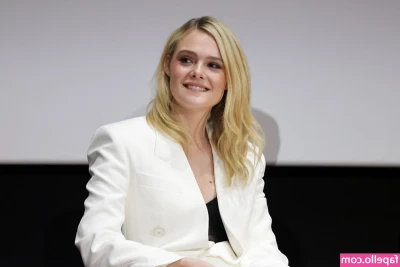 Elle Fanning [ elle-fanning ] - You can only look at my pussy today, that should be enough to stroke