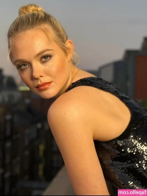 Elle Fanning [ elle-fanning ] - 🎥Video 10 Minutes in your inbox 📨  Heavy Cuckolding‼️ -