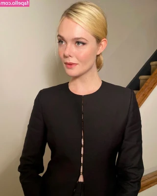 Elle Fanning [ elle-fanning ] - Giantess VORE Fetish Custom video :)