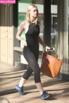 Elle Fanning [ elle-fanning ] - You know where to find the whole clip in messages 🤤💗