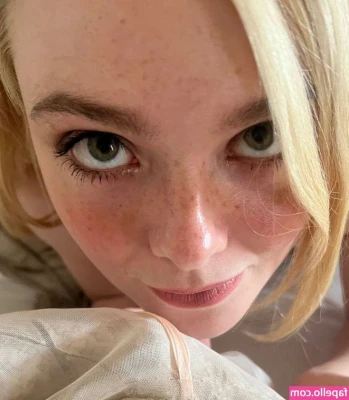 Elle Fanning [ elle-fanning ] - ขนเริ่มขึ้นแล้วว