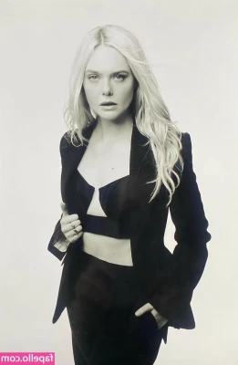 Elle Fanning [ elle-fanning ] - Weekend!!!