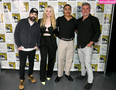 Elle Fanning [ elle-fanning ] - Come take me from behind