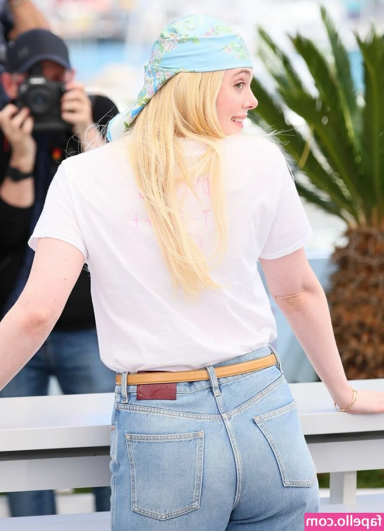 Elle Fanning [ elle-fanning ] - Avreste dovuto vedere le espressioni di quelli che stavano intorno a