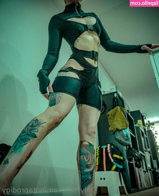 Notaprodigy - Can I twerk on your face? Then your cock? 🍑😈  👉 Tip $5 and