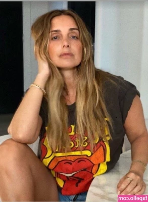Louise Redknapp [ louise-redknapp ] - Spread and ready... you know what to do