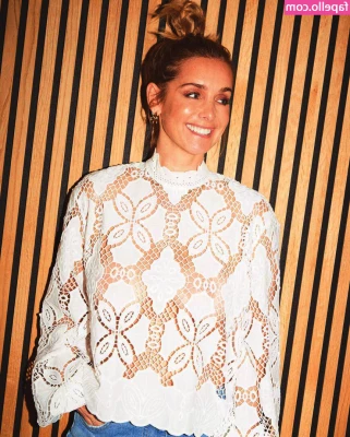 Louise Redknapp [ louise-redknapp ] - Vi piace come gli prendo il cazzone in mano? 👅