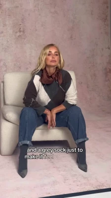 Louise Redknapp [ louise-redknapp ] - Going live on Chaturbate.com/akgingersnaps with Lana! Join us! 💞