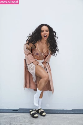 Jade Thirlwall [ jade-thirlwall-1 ] - Sleep tight!