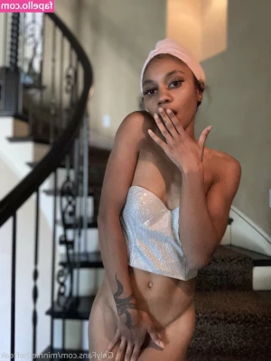 minniethefreak - I held eye contact with my cat as this photo was taken and that makes