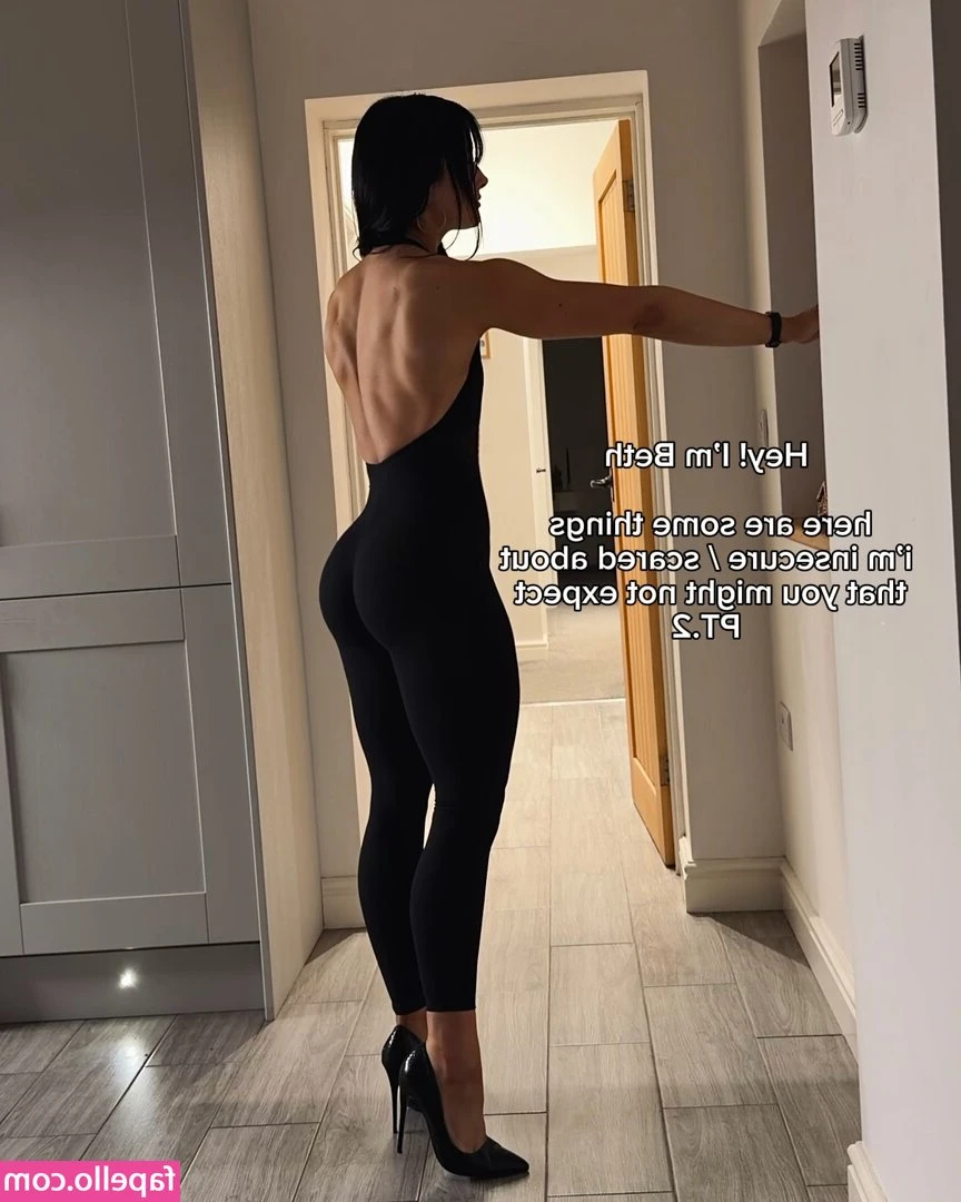 Beth_fitnessuk [ beth-fitnessuk-2 ] - Good morning… just two more days till Christmas!!!  What are