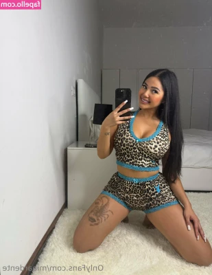 miaardente - Cum and play…🤤🤤🤤