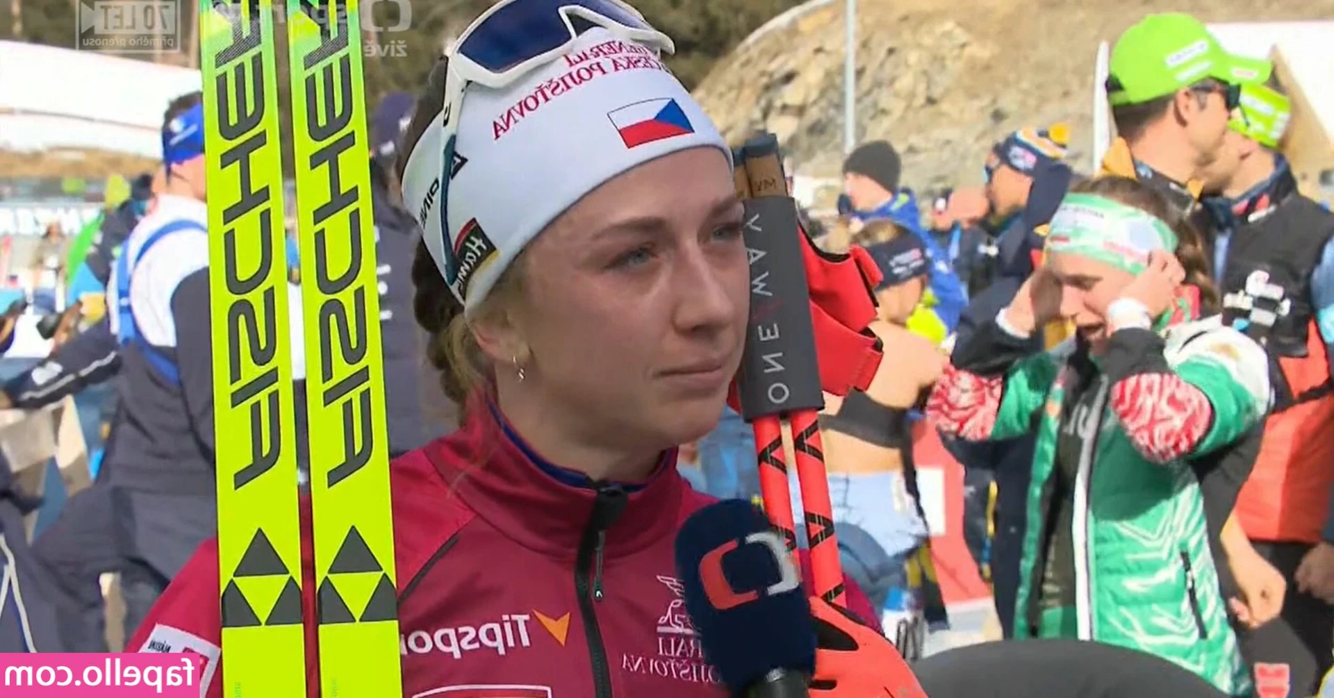 Biathlete Girl [ biathlete-girl ] - This is why I take so long in the shower    É por isso que eu demoro