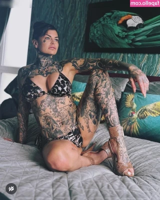 Merry4Fun - Too gloomy for a bikini?