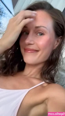 Sanna Marin [ sanna-marin ] - hello from me and my freshly trimmed pussy ✨
