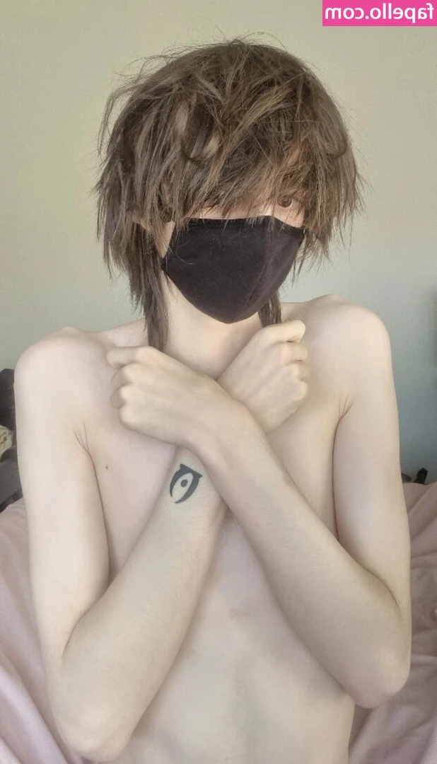 that_tet [ that-tet ] - Holy balls there’s nothing like a good sweat 🥵💦
