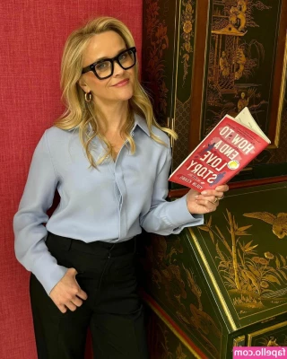 Reese Witherspoon [ reese-witherspoon ] - LOVE anal    I got so horny taking a shower this morning that I