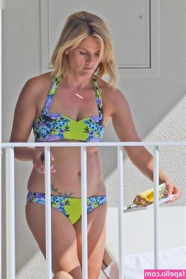 Reese Witherspoon [ reese-witherspoon ] - Tesser especial ANAL   3 juguetes distintos para este culo travieso 