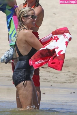 Reese Witherspoon [ reese-witherspoon ] - If you enjoyed @lilycraven & I getting warmed up....