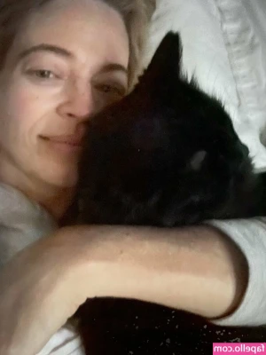 Jeri Ryan [ jeri-ryan ] - I got a date with your wife tonight. Bout to f**** the s**** outta