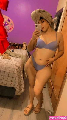 Karla Quiñonez - Rodeo baby! Come ride this cow🐮