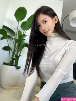 yukina0069 - Günaydın   Bir süre Mardindeyim görüntülü için müsait