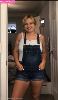 littlebabyheidi - I hope Santa was good to you this year   now please take all those