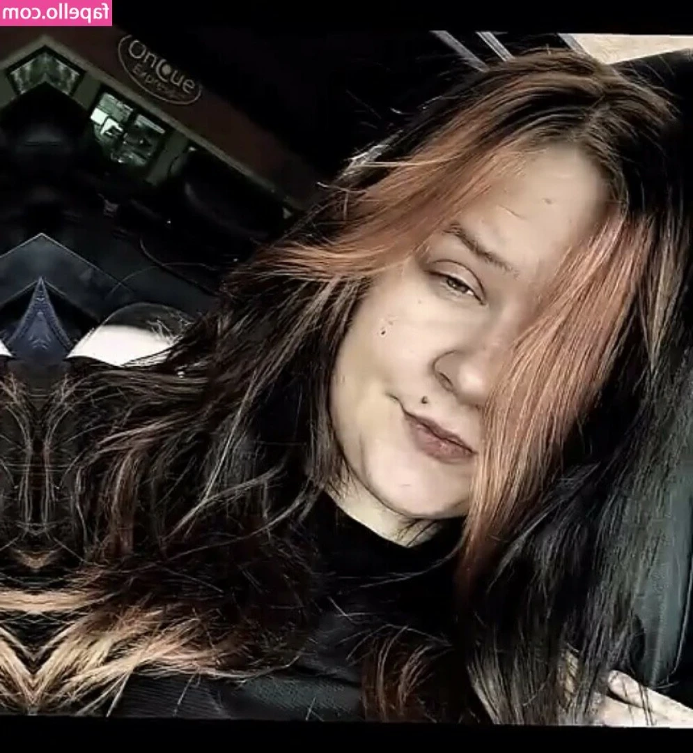 Katara Young [ katara-young ] - I hope my feet bring you pleasure!