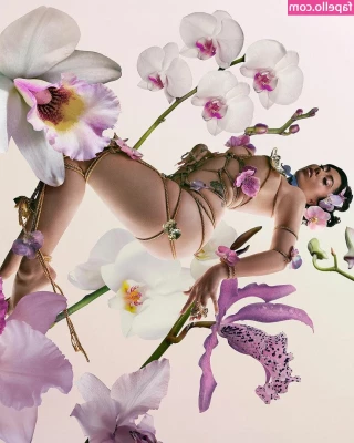Kali Uchis [ kali-uchis ] - drained just absolutely dryyy