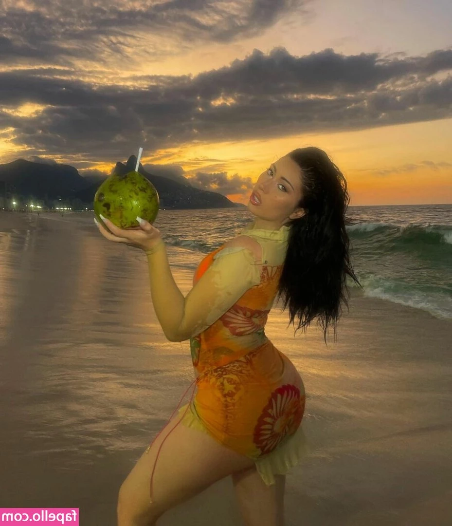 Kali Uchis [ kali-uchis ] - ☕🌞 A Day in My Life: Where Coffee is the Magic! ☕ Welcome to a