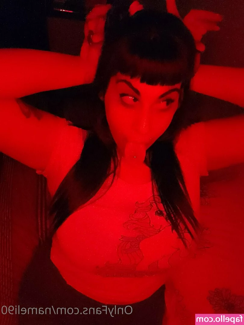 nameli90 - Tell me what to do