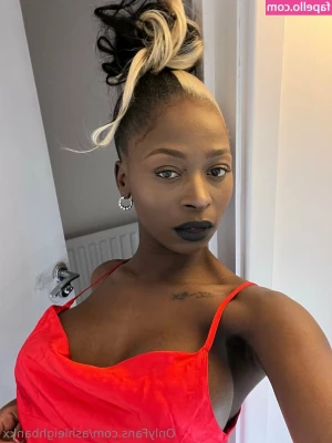 ashleighbankx - Ready for your mouth 💦
