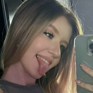 emily_mellow