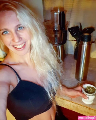 Maria Celeste [ maria-celeste ] - goodmorning ❤️🥰 I hope you’re feeling as hottt as I am today