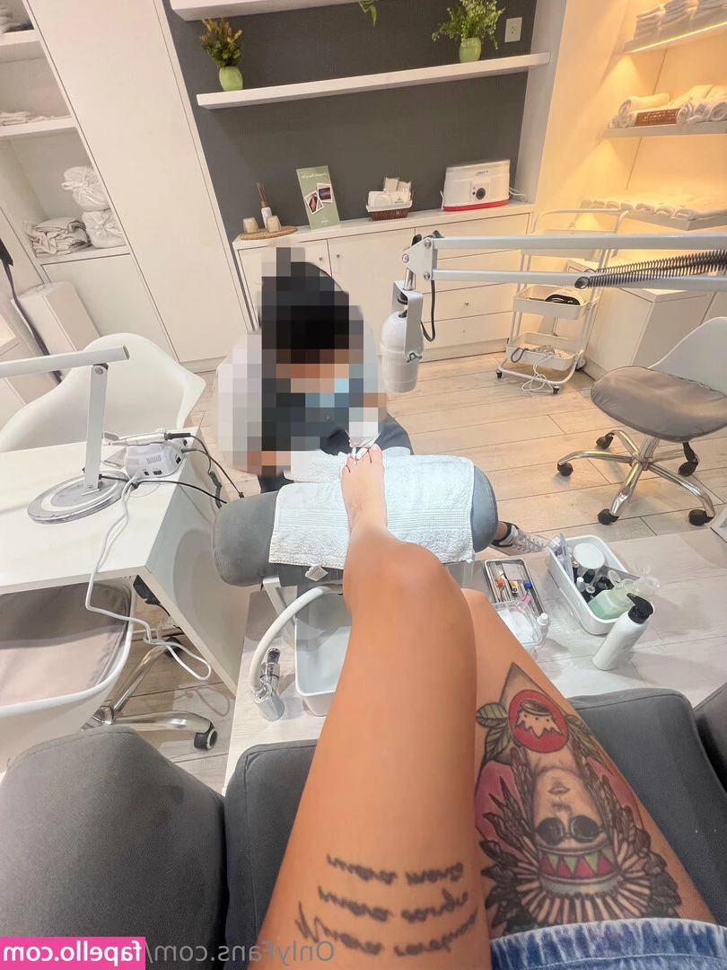 scorpiaxxx - Would you fuck on the first date?😳