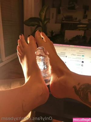 raybeam - Getting Ready for my day and felt hot   what do you think  