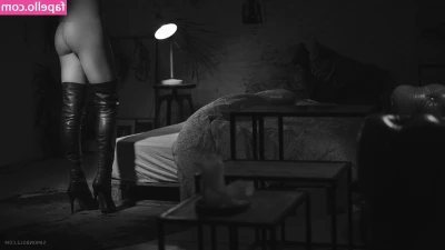 Desiree Ronit [ desiree-ronit ] - Stream started at 09/08/2020 10:11 pm