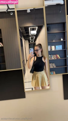 evelinakiss - Before Mommy Goes Out With Daddy 😈 Mommy is getting ready for a