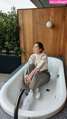 Jane Douglas [ jane-douglas ] - sexy like a sunday morning 😏