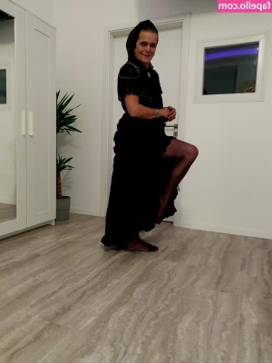 Żona Szamana [ ona-szamana ] - Gloryhole humpday behind the scenes footage part 2