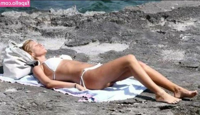 Alessia Marcuzzi [ alessia-marcuzzi ] - Your daddy s little slut now