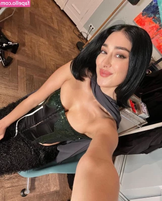 Elif - admit it  You saw these photos and they made you want to fuck me