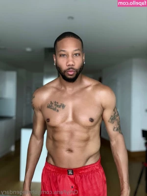 johnlegendary - i love the sunlight in this apartment, truly my energy source lol