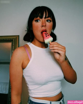 Sophodoph - Spam my posts w like and comments annnnd check out my Amazon wishlist