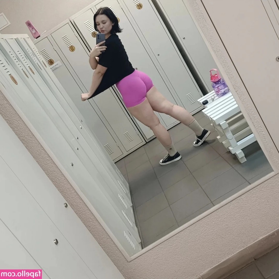 sonyaployka - Ma chatte coule pour toi